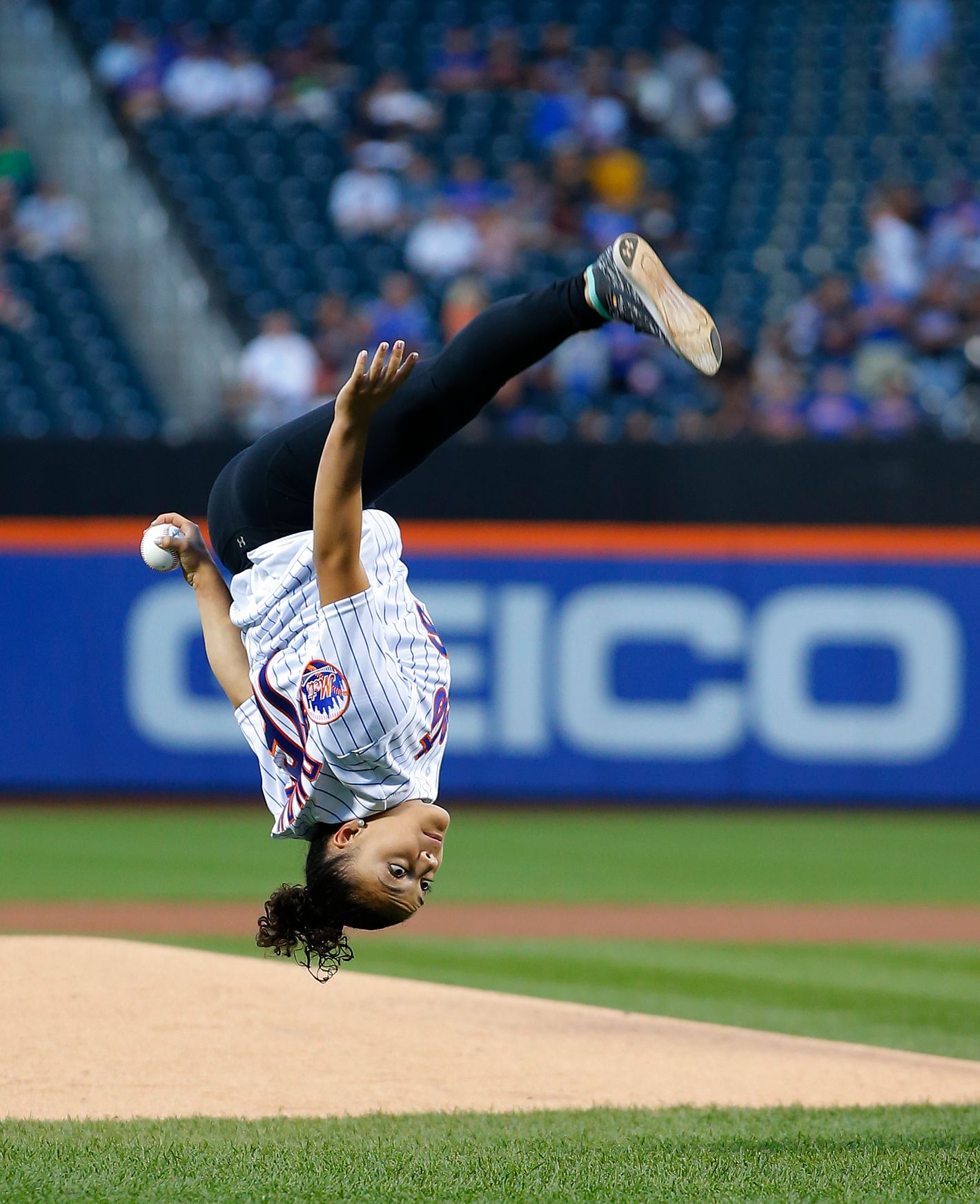 Meet the Mets, greet the Mets, step right up and WEAR the Mets