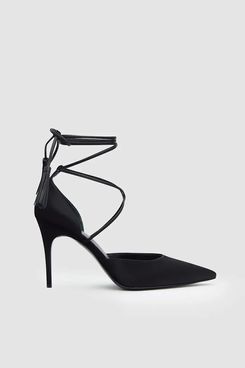 Reformation Zapatos de salón con borlas Julia