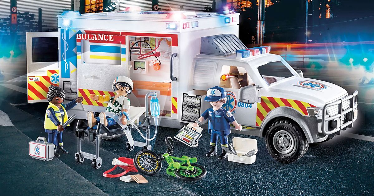 Holiday Gift: Lego, Playmobil Ambulance Sets Contain Cyclist