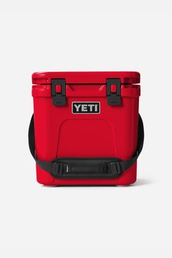Yeti Roadie 24 2.0 Hard Cooler with DoubleDuty Shoulder Strap and Drain Plug