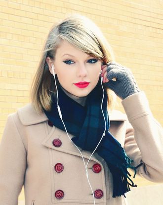 taylor swift scarf