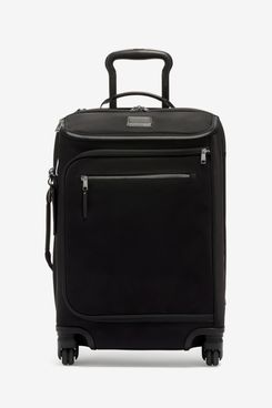 Tumi Léger 22-Inch International Wheeled Carry-On