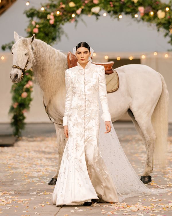 Chanel Spring 2022 Couture Show Featured A Real Horse