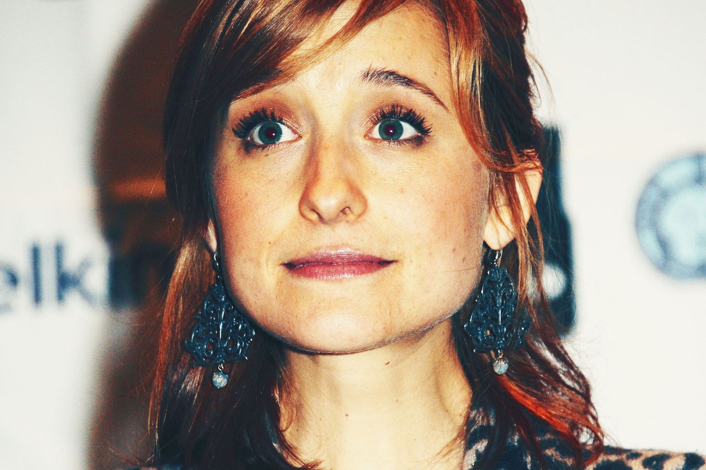All About Smallville Actress Allison Mack Role in Sex Cult picture