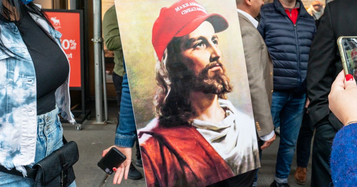 'New Moses' Is New Sign of Christian Right's Trump Confusion - Vimarsana News