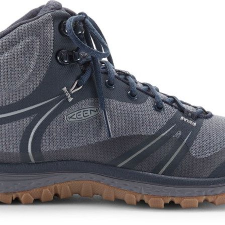 hiking boots that drain water