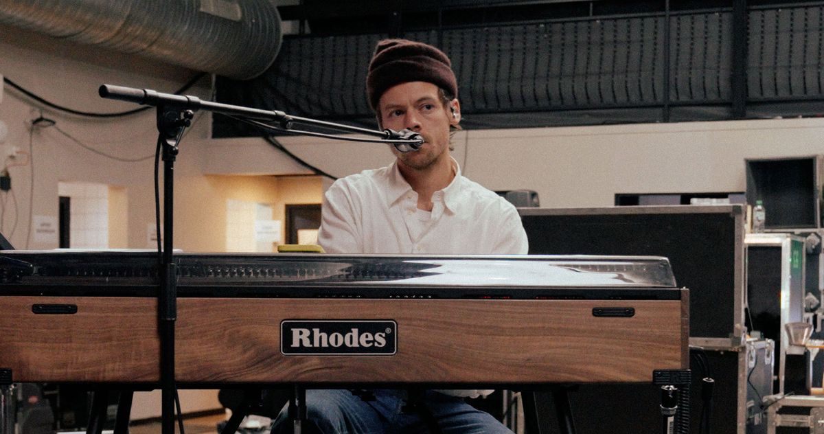 Release Harry Styles From the Tyranny of Being Serious