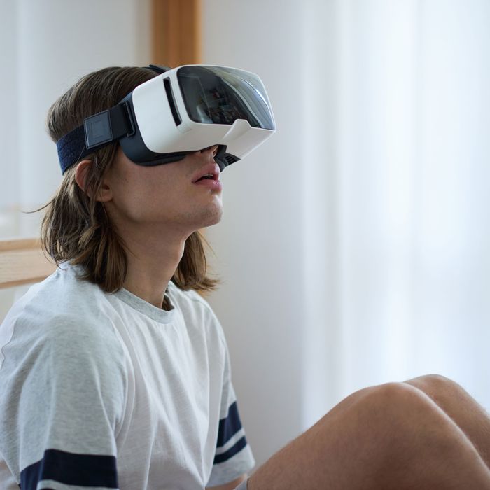 Virtual Reality Porn Is Killing Boners