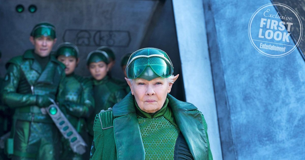 Artemis Fowl  Judi Dench aparece em imagem inédita do longa