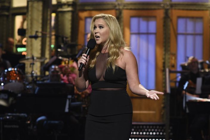 Amy Schumer Makes the Most of a Tough Weekend for Saturday Night Live