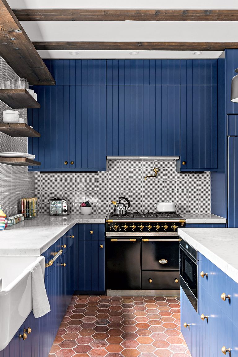 Tour a Modern Renovation of a Former Navy Boardinghouse