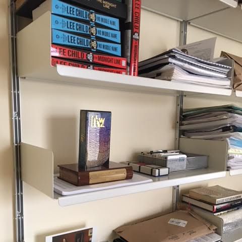 Vitsoe 606 Universal Shelving System