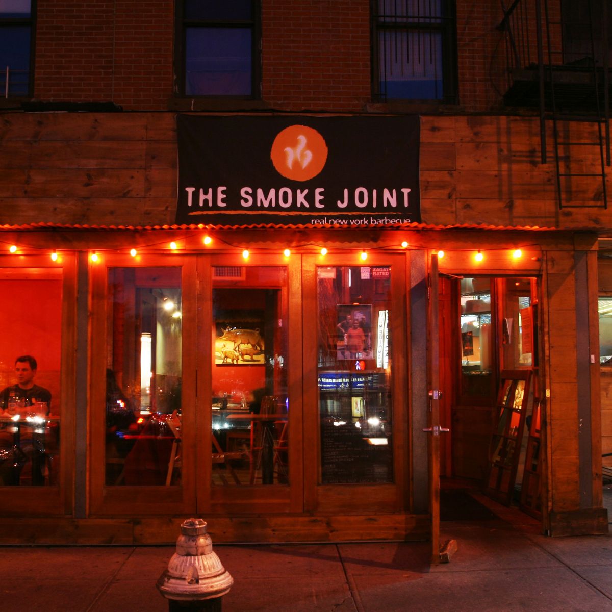 Nyc S The Smoke Joint Closes