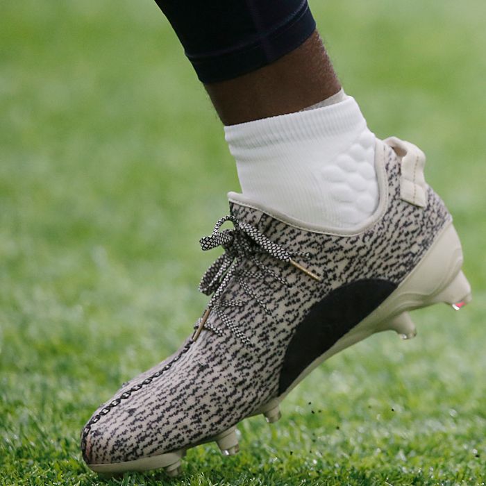 kanye cleats