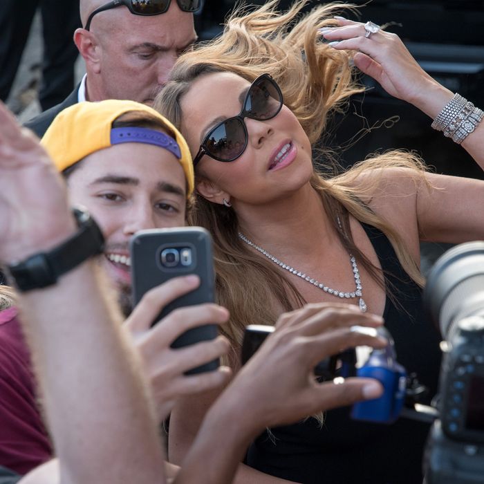 Mariah Carey and the cameras