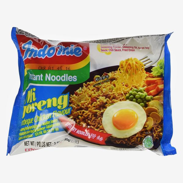 5 Pack Mama Instant Chicken Noodles - World Market