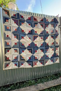 Vintage Log Cabin Quilt