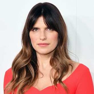 We’re Getting a New Liz Meriwhether Show, Starring Lake Bell