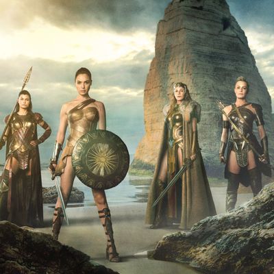 Wonder Woman 1984 Review — Film Focus Magazine