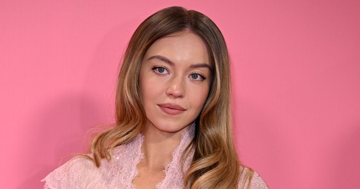 Take a Look at Sydney Sweeney’s New Bob Take a Look at Sydney Sweeney’s New Bob