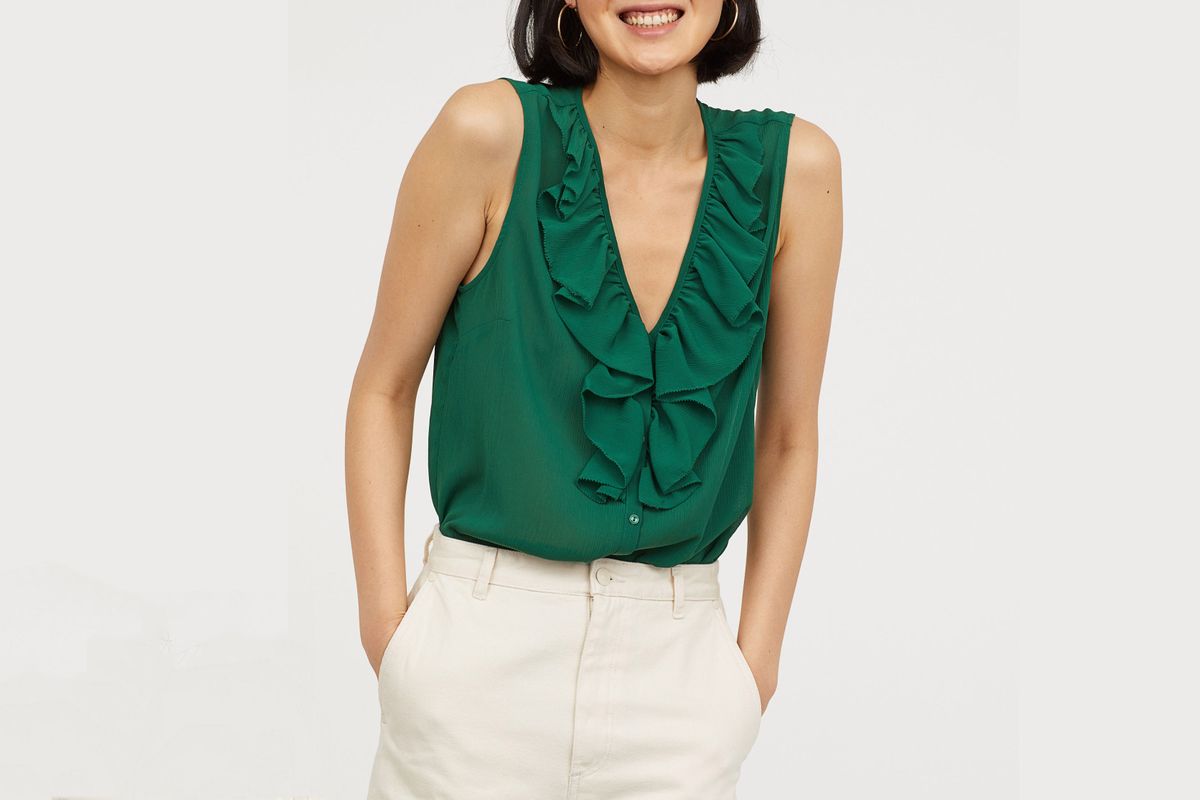13 Sleeveless Blouses for Work
