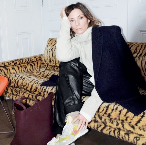 An Ode to Phoebe Philo's Personal Style - Coveteur: Inside Closets, Fashion,  Beauty, Health, and Travel
