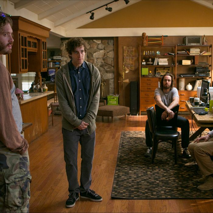 Silicon Valley Series Premiere Recap Narrow Car