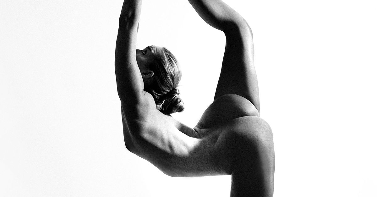 Black women selfies nude yoga Instagram Sensation Nude Yoga Girl Explains Her Practice