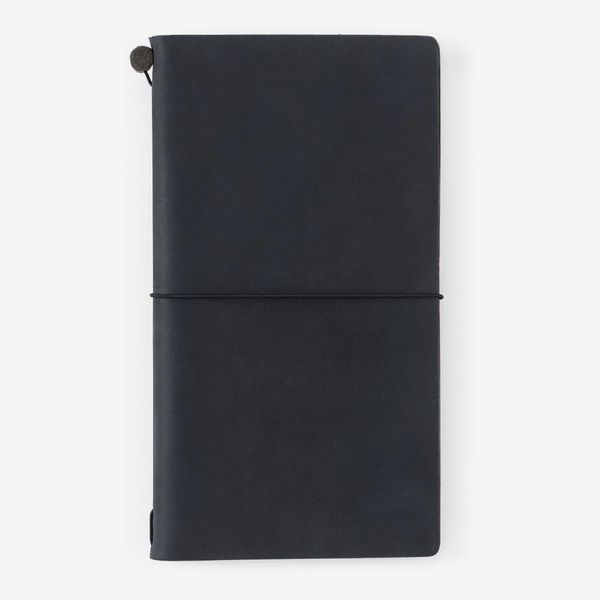 Traveler's Company Traveler's Notebook Starter Kit - Regular Size - Black Leather