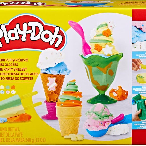 Play Doh Kitchen Creations Ice Cream Party Set
