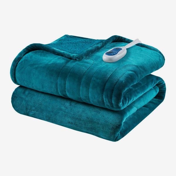 Beautyrest Microlight to Berber Electric Heated Throw
