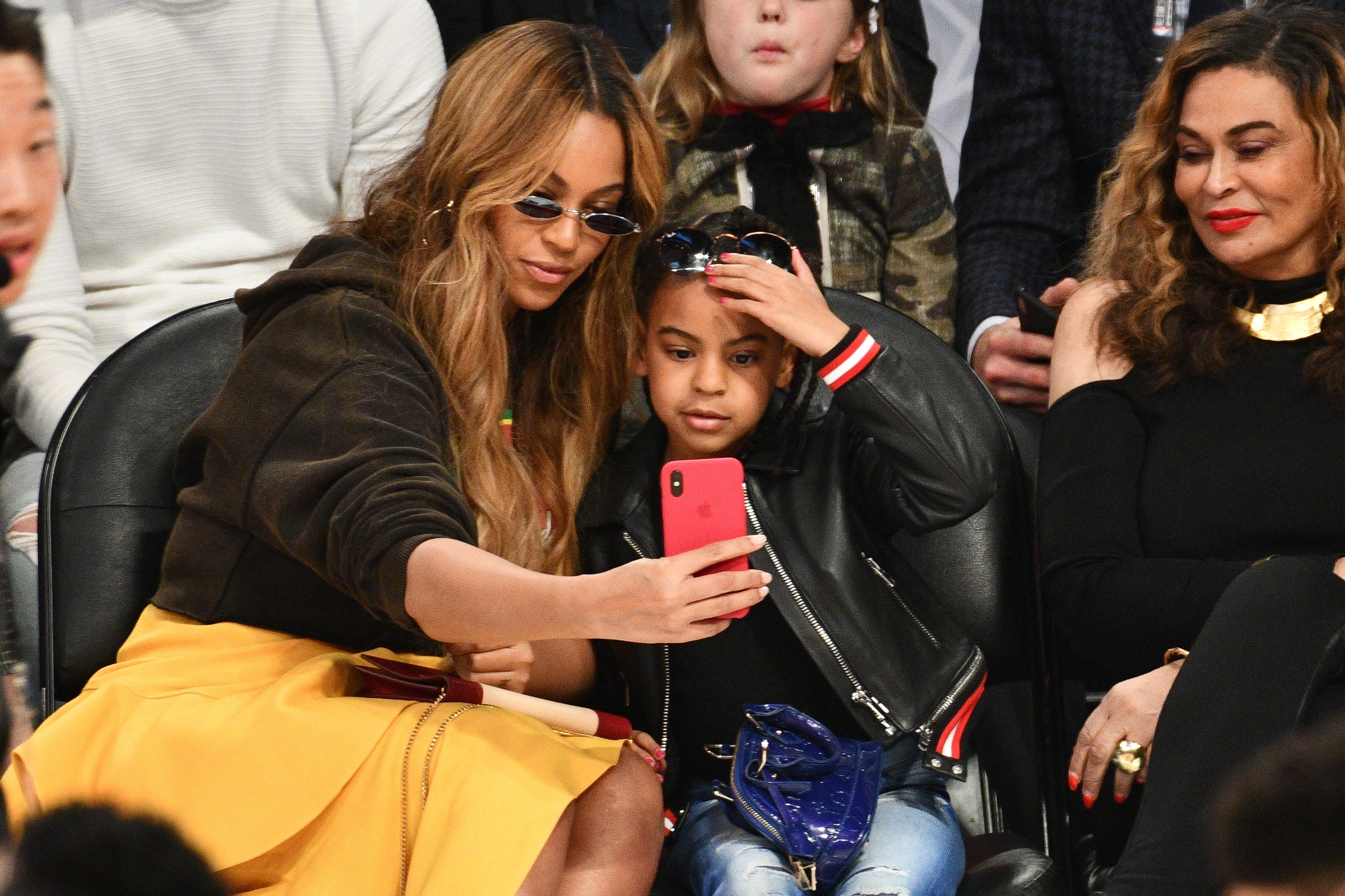 Blue Ivy's Hair Evolution: See the Cutest Pics! - wide 4