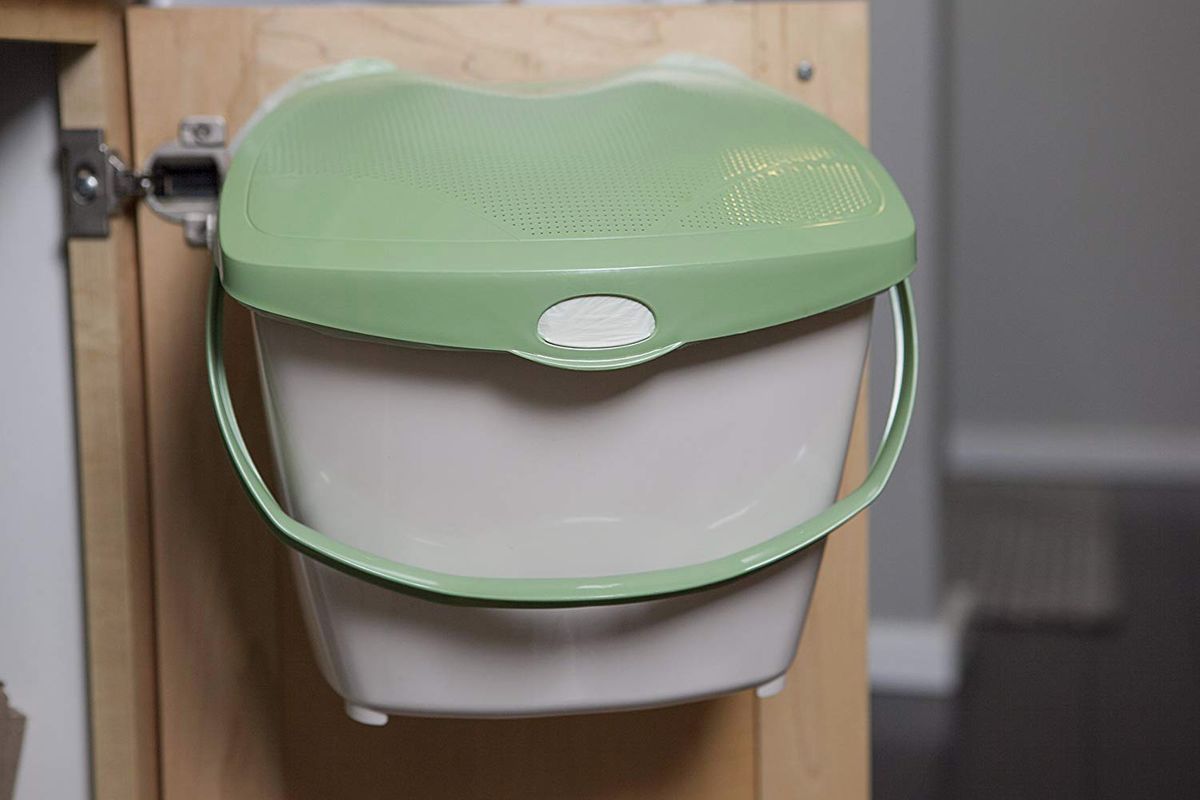 Kitchen Compost Caddy under sink mounted compost system by Kitchen Compost Caddy