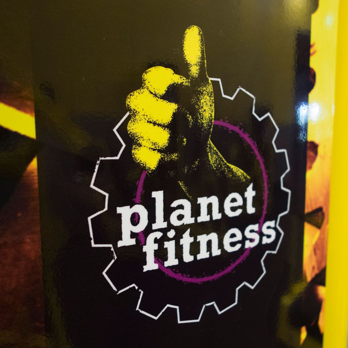 planet fitness adidas discount