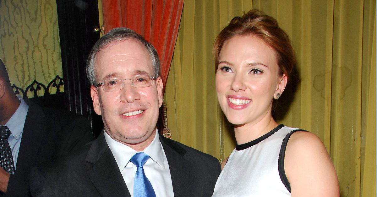 Scarlett Johansson and Family Present Scott Stringer for Mayor at the ...