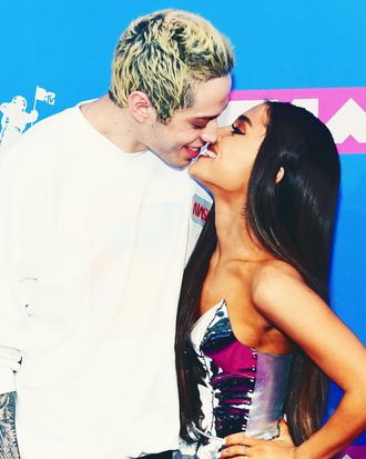 ariana grande first kiss