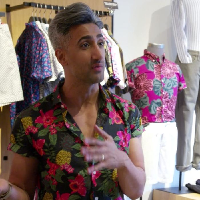 postkantoor pijp Overtuiging Every Single Patterned Collared Shirt on Queer Eye