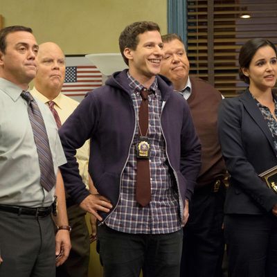 BROOKLYN NINE-NINE: L-R: Joe Lo Truglio, Dirk Blocker, Andy Samberg, Joel McKinnon Miller and Melissa Fumero in the “Halloween IV” episode of BROOKLYN NINE-NINE airing Tuesday, Oct. 18 (8:00-8:31 PM ET/PT) on FOX. CR: John P Fleenor/FOX