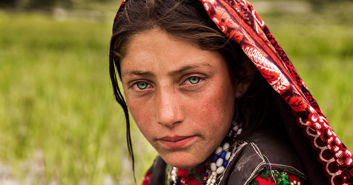 Photos: 'Atlas of Beauty: 500 Portraits' by Mihaela Noroc