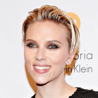 NEW YORK, NY - DECEMBER 01: Actress Scarlett Johansson attends the 24th Annual Gotham Independent Film Awards at Cipriani Wall Street on December 1, 2014 in New York City. (Photo by Cindy Ord/Getty Images)