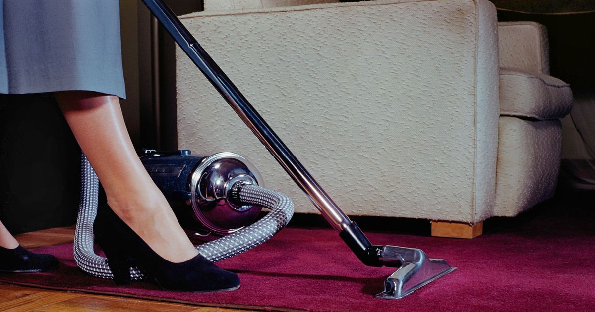 8 Best Vacuums According To, Best Vacuum For Hardwood Floors Under 200