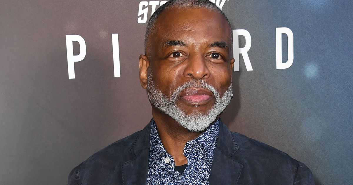 LeVar Burton Replaces Drew Barrymore at National Book Awards