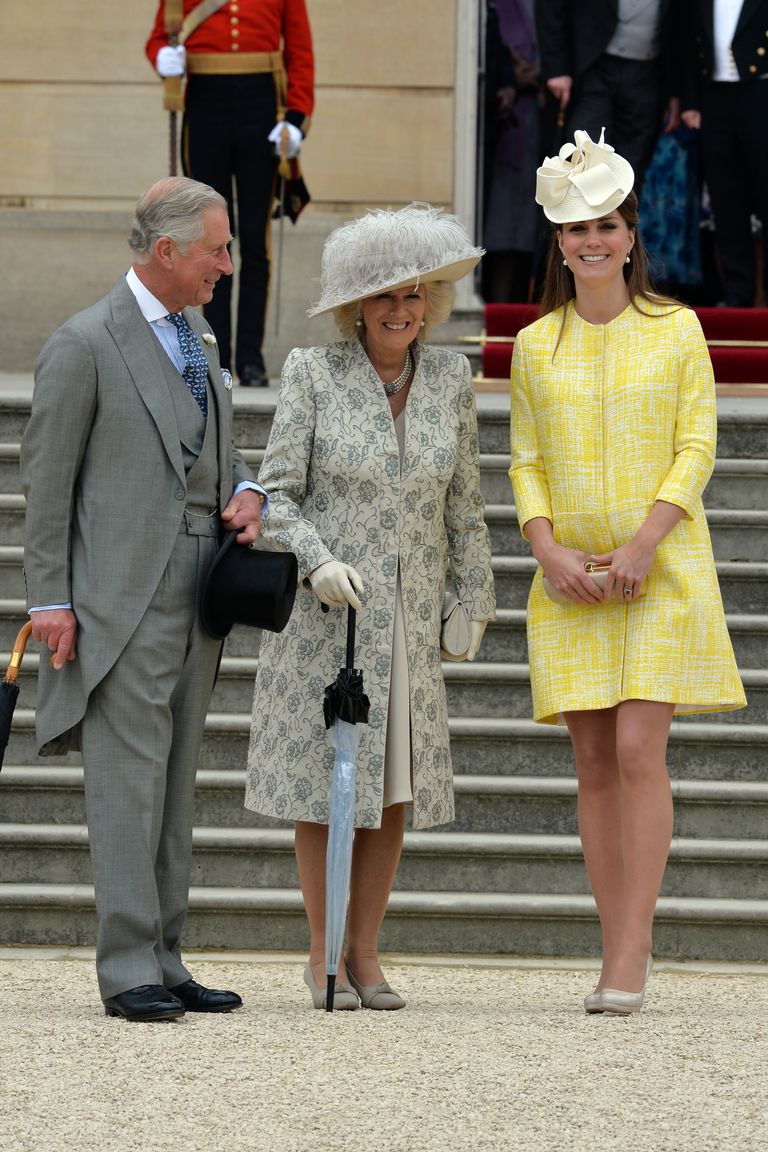 LONDON, ENGLAND - MAY 22:  (L-R) Prince Charles, Prince of Wales, Camilla, Duchess of Cornwall and the Catherine, Duchess of Cambridge attend a Garden Party in the grounds of Buckingham Palace hosted by Queen Elizabeth II on May 22, 2013. (Photo by John Stillwell - WPA Pool/Getty Images)