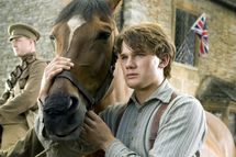 "WAR HORSE"

DM-AC-00047

Albert (Jeremy Irvine) and his horse Joey are featured in this scene from DreamWorks Pictures' "War Horse", director Steven Spielberg's epic adventure for audiences of all ages, set against a sweeping canvas of rural England and Europe during the First World War.

Ph: Andrew Cooper, SMPSP

?DreamWorks II Distribution Co., LLC. ?All Rights Reserved.