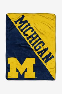 The Northwest Company Officially Licensed NCAA 