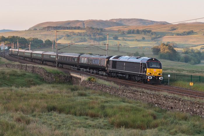 Queen Elizabeth II Death Procession: Royal Train Photos