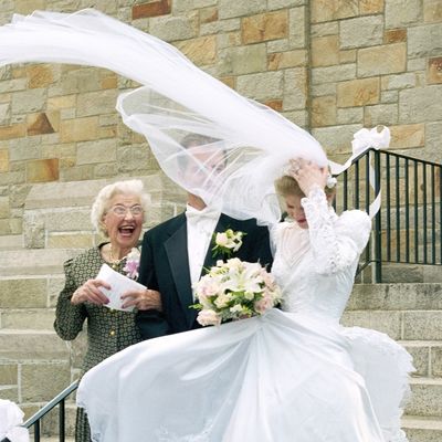 Flying' bridal veils go viral as the new wedding fad