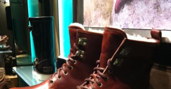 Here Are the Ugg Boots That Tom Brady Is Contractually ...