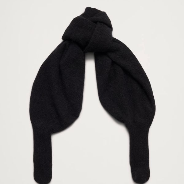 Banana Republic Fuzzy Alpaca-Blend Mitten-Scarf