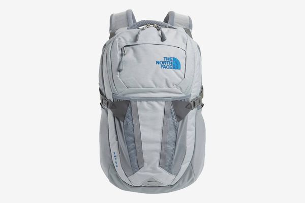 travel backpack that fits under airplane seat